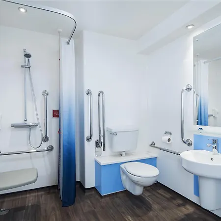 Travelodge Excel-2